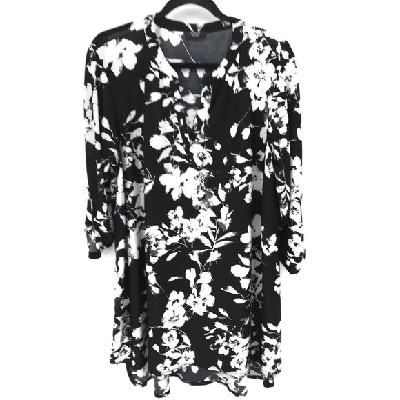 Cocomo Tops - Cocomo Woman Black/ White Floral V-neck Tunic 2X
